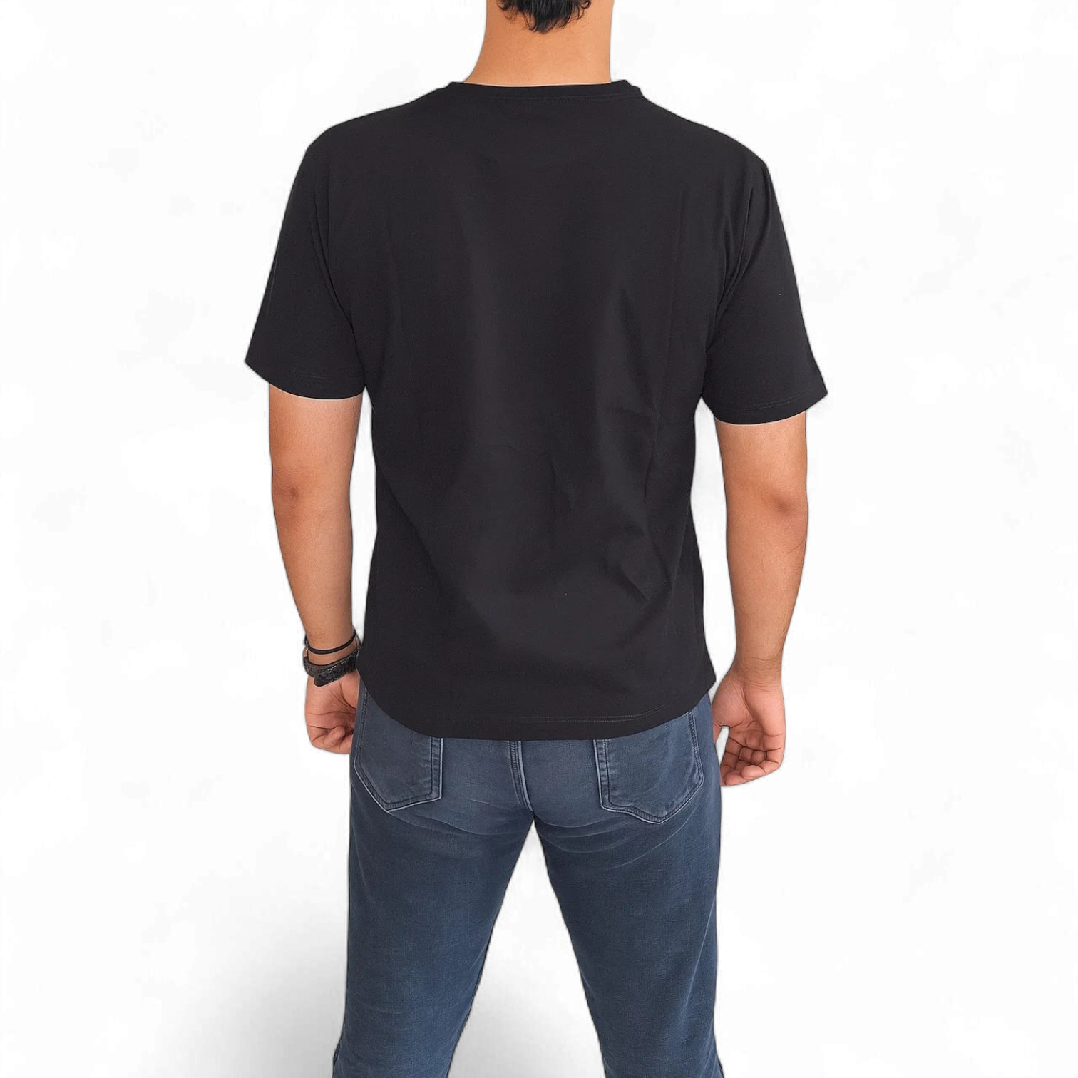 تیشرت از نمای پشت