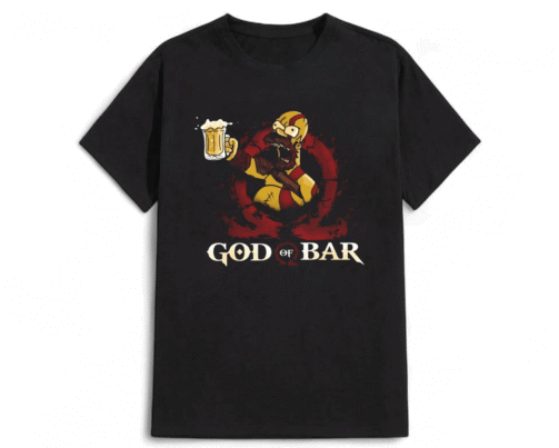 تیشرت مشکی با طرح کارتونی هومر سیمپسون در لباس کریتوس بازی گاد آف وار که لیوان نوشیدنی در دست دارد و نوشته God of Bar زیر آن است